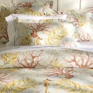 Pottery Barn Nantucket Full/Queen duvet.  Rare